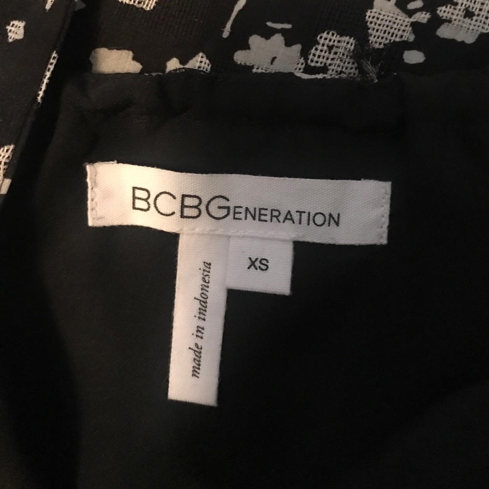 BCBG DRESS - Picture 4 of 4