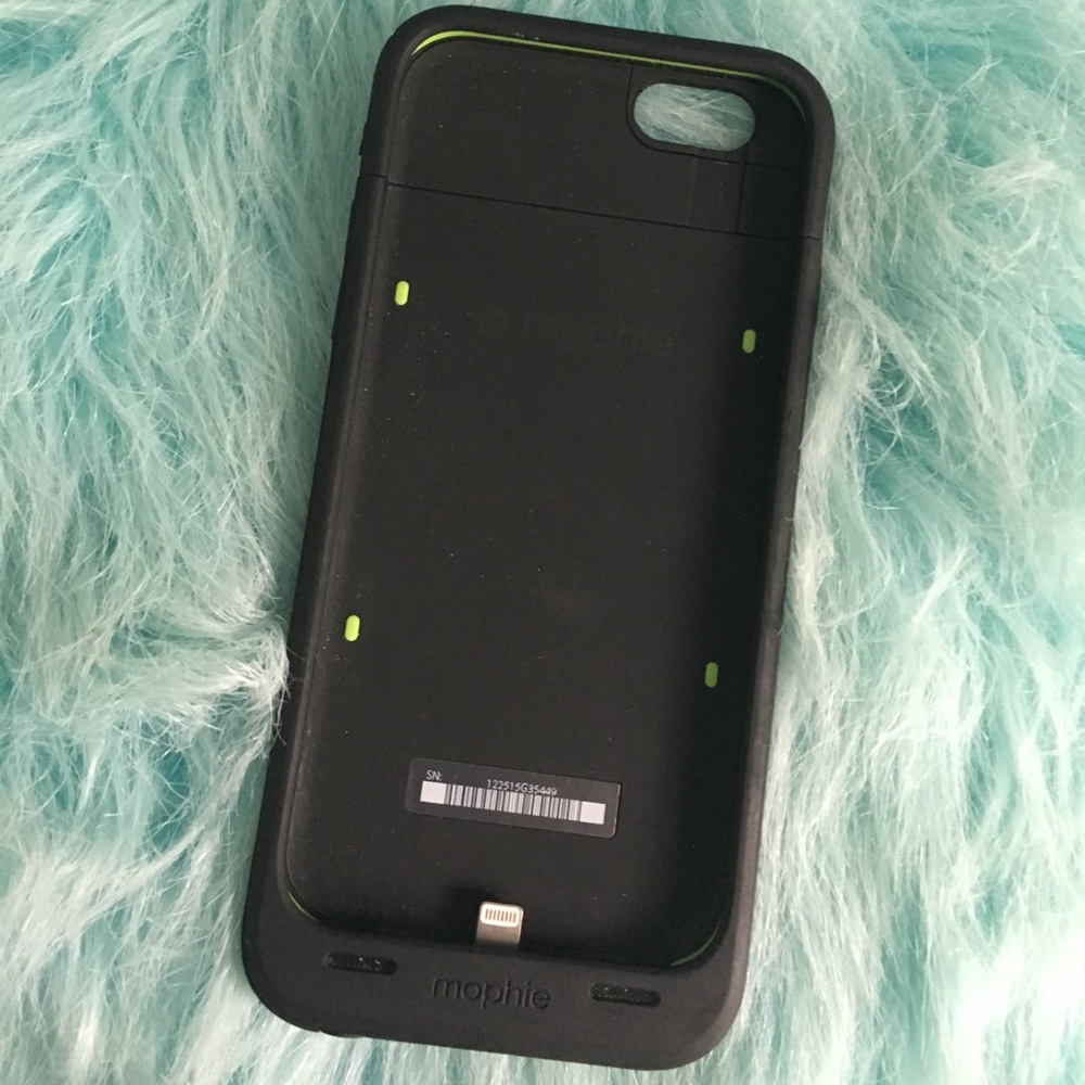Mophie Charging case