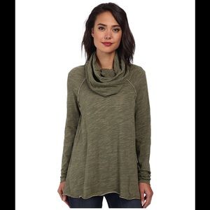 Free people beach coocon cowl m/l +nwt