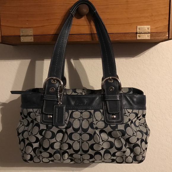 Coach Navy/Gray Signature Set - Picture 2 of 8