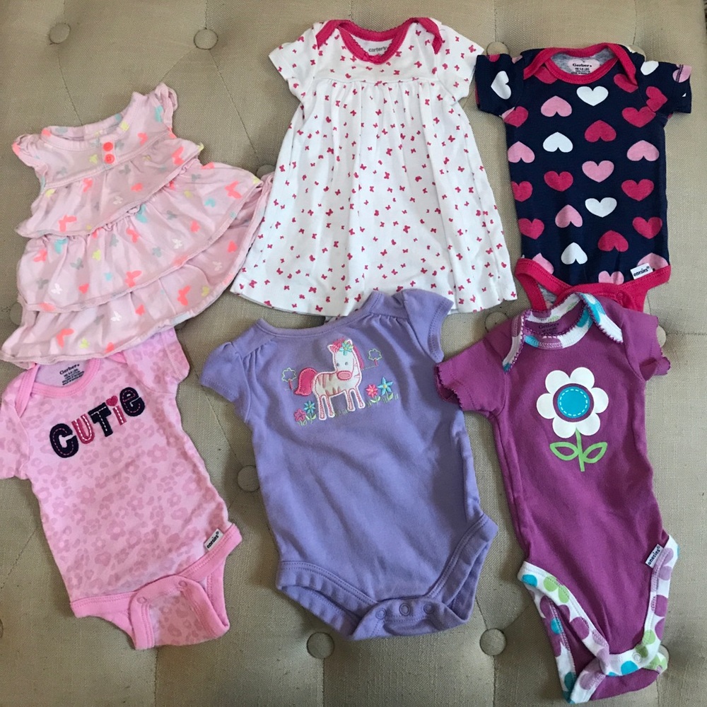 **SOLD**Newborn onesie bundle