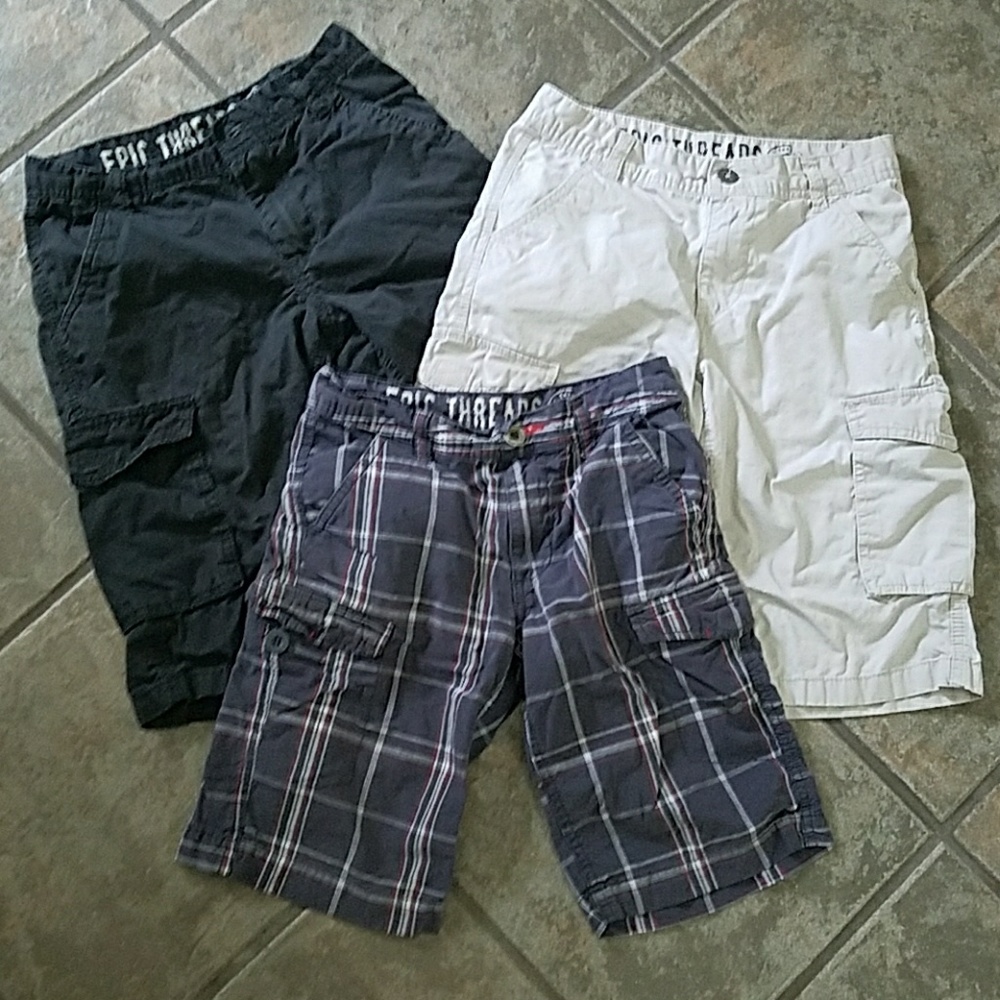 3 pairs of cargo shorts