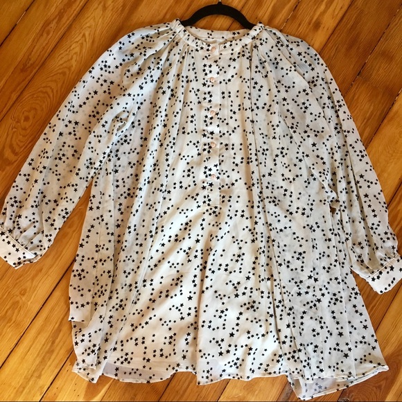 ✨Star Print Dress✨ - Picture 6 of 8