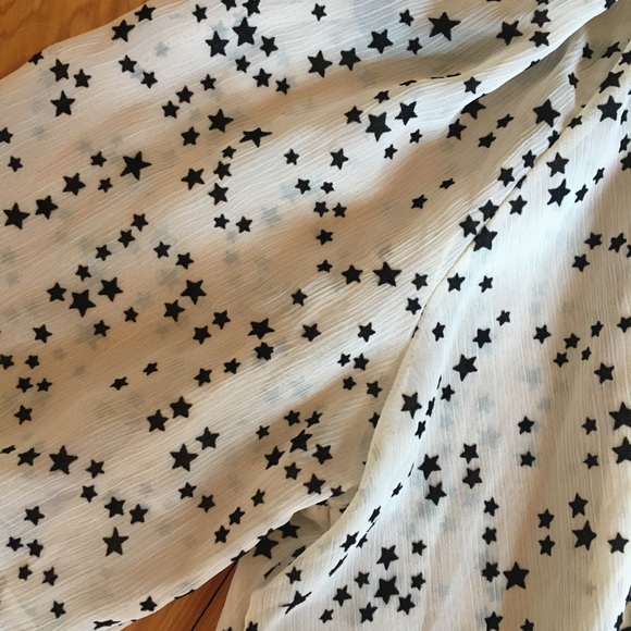 ✨Star Print Dress✨ - Picture 2 of 8
