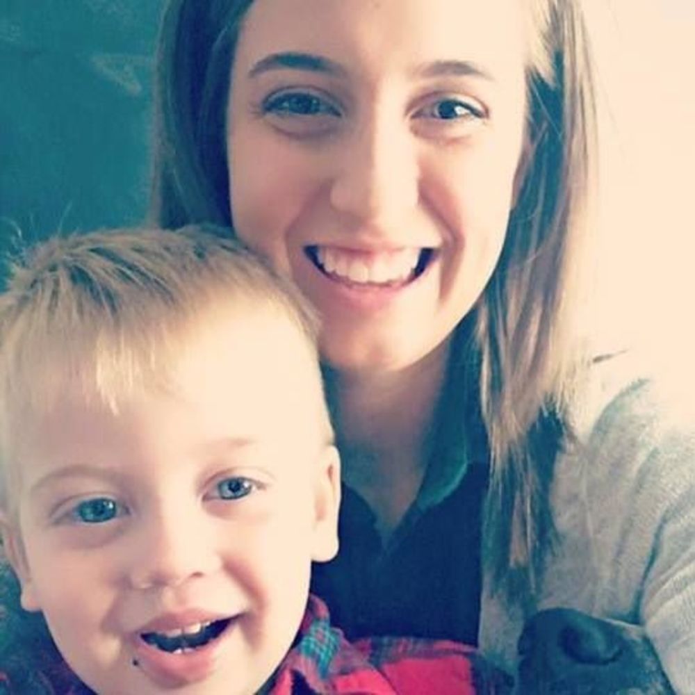 Meet your Posher, Dara