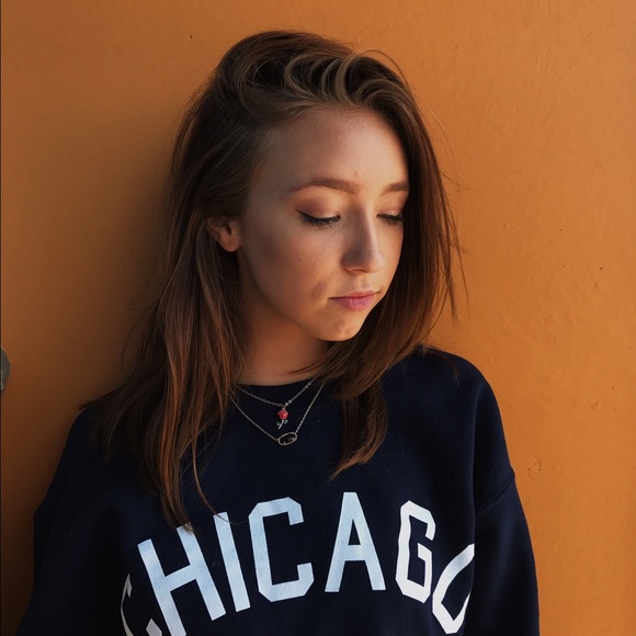 Meet your Posher, Julia - Picture 1 of 1