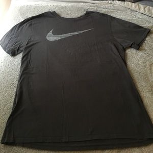 Nike T Shirt