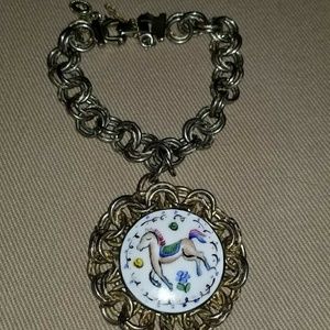 Pik Ny vintage charm bracelet