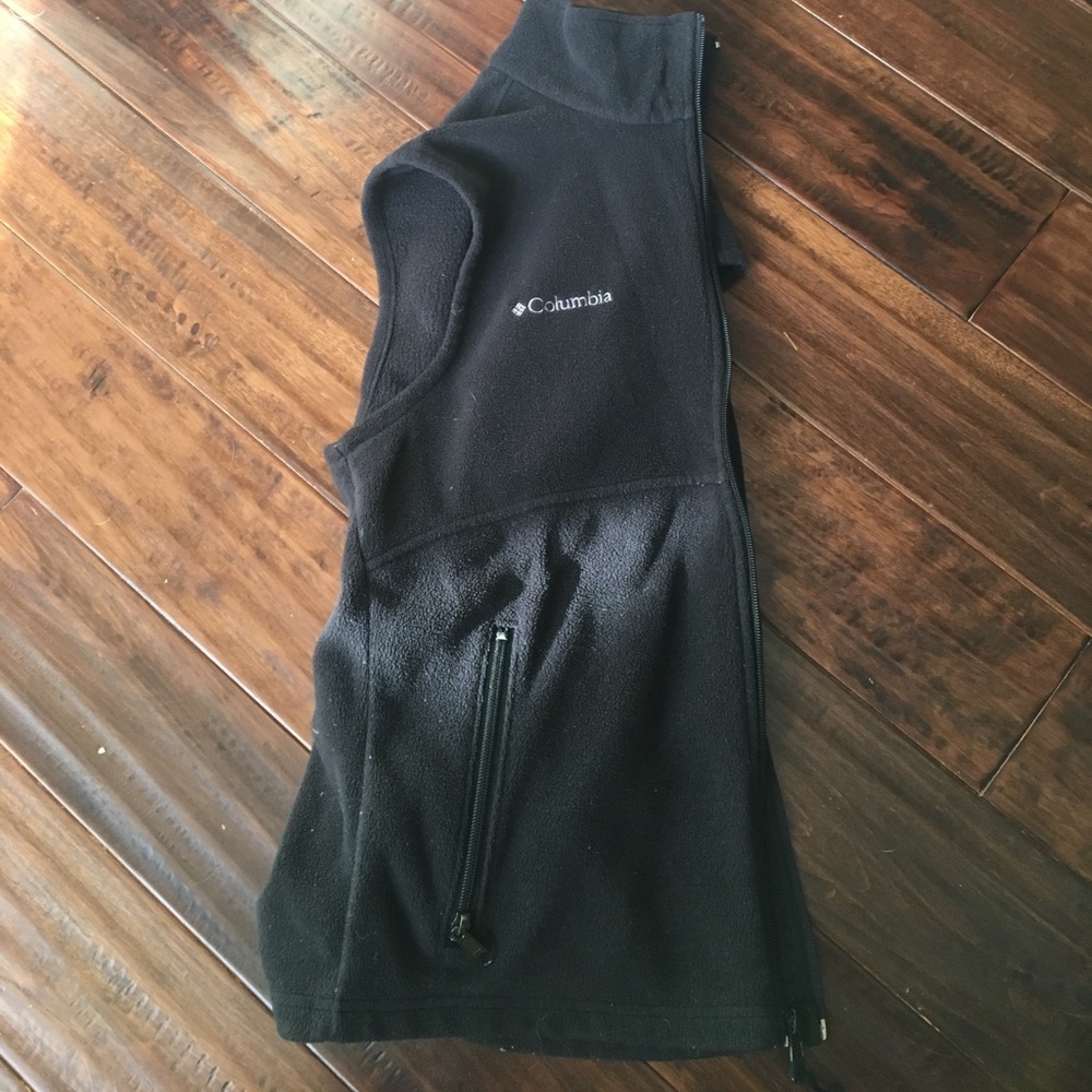 Columbia vest