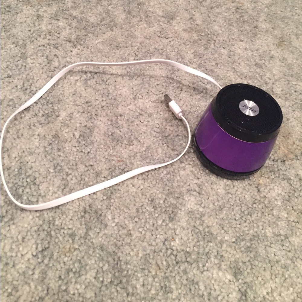Bluetooth Speaker and charger