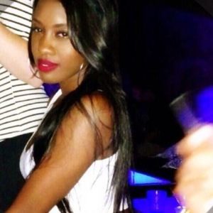 Meet your Posher, Dee