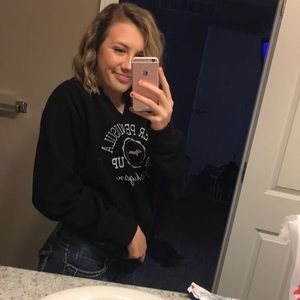 Meet your Posher, Hailey