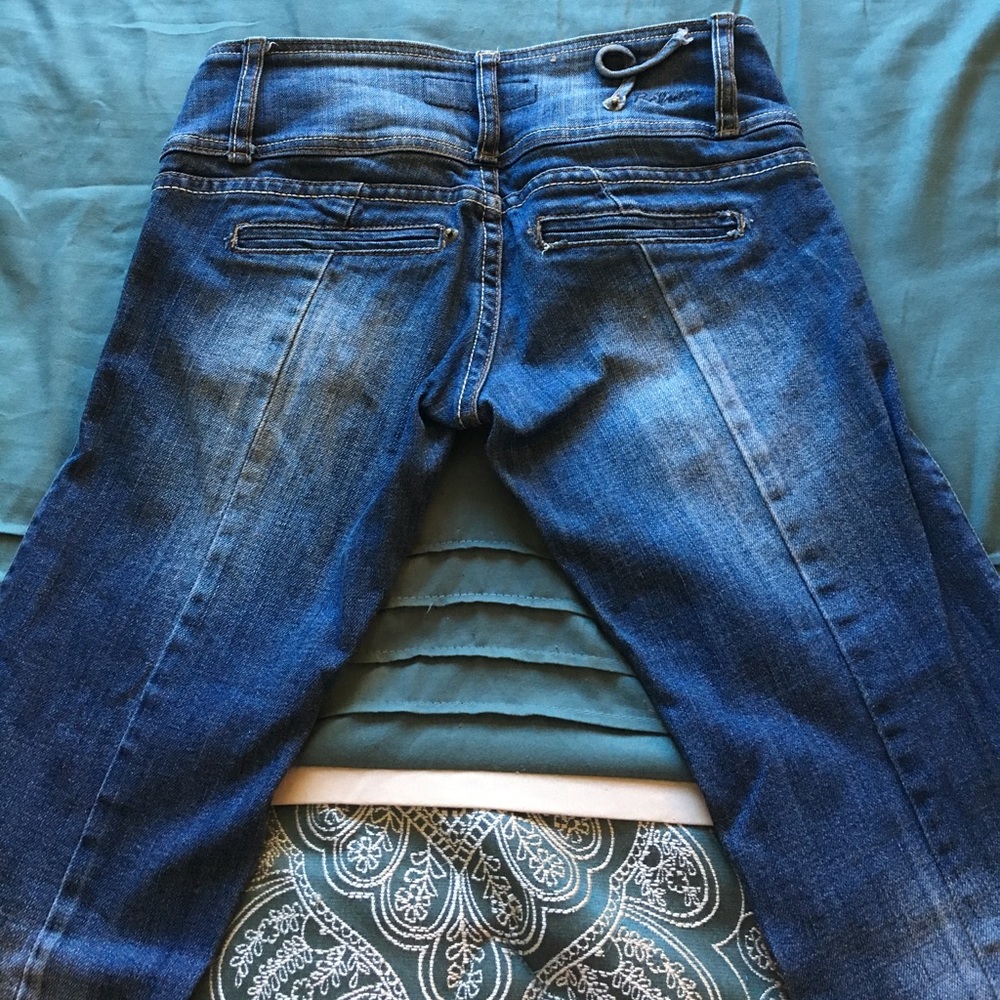 Jeans - Picture 2 of 2
