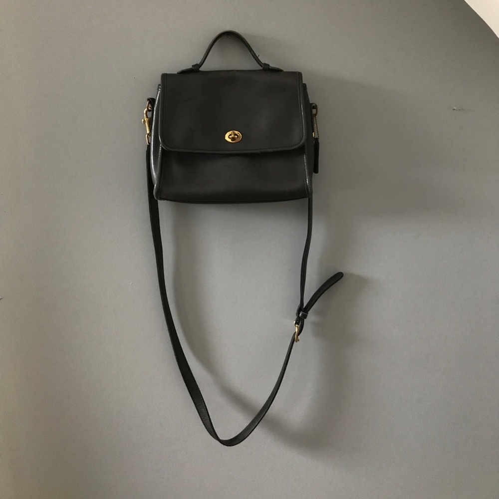 Vintage Coach bag 🌚✨