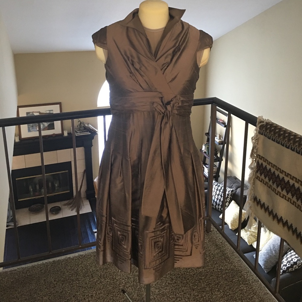 Adrianna Papell size 4 bronze silk dress.
