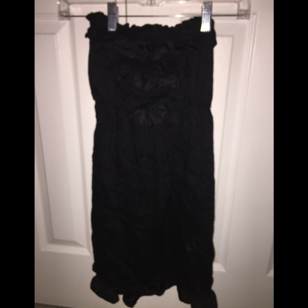 ❤️LOVELY BLACK VINTAGE STRAPLESS TOP ✨