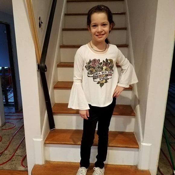 Meet your Posher, Lisa - Picture 4 of 5