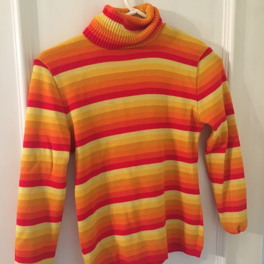 VINTAGE ski sweater- so cute