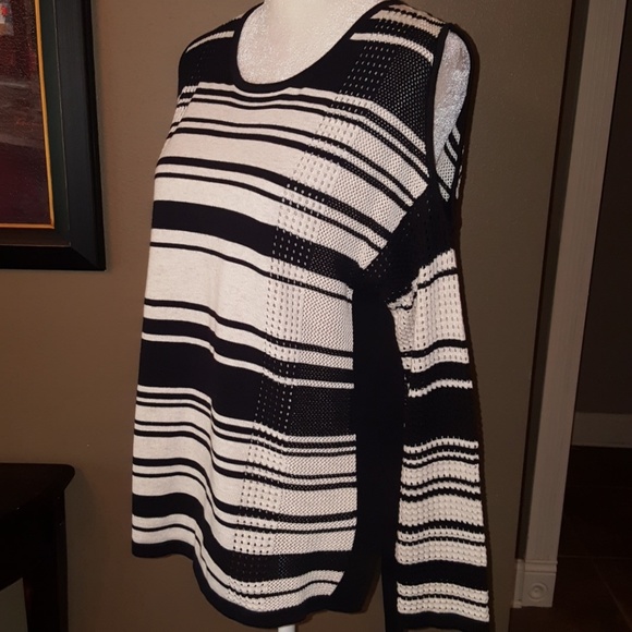 Sweater - Picture 7 of 8