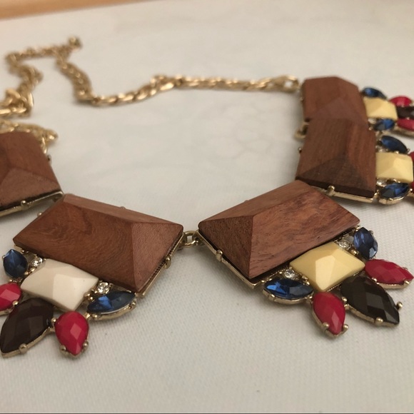 🔥Wood and Bead Necklace🔥 - Picture 5 of 7