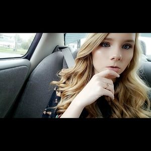 Meet your Posher, Vicky