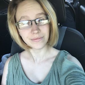 Meet your Posher, Annie