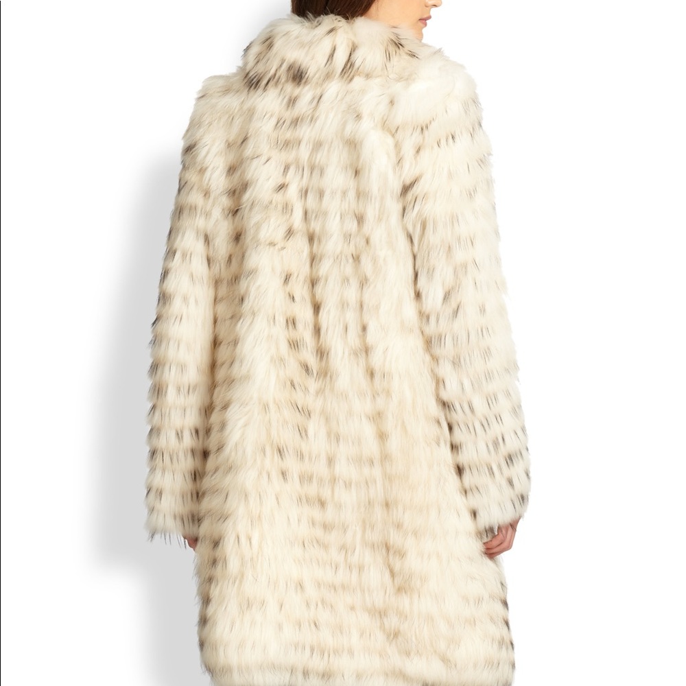 SOLD❗️❗️❗️ Alice + Olivia 100% real Fur coat - Picture 2 of 6