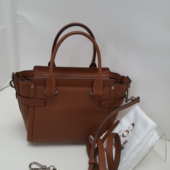 COACH Womens Pebbled Leather Coach Swagger 21 - Picture 6 of 8