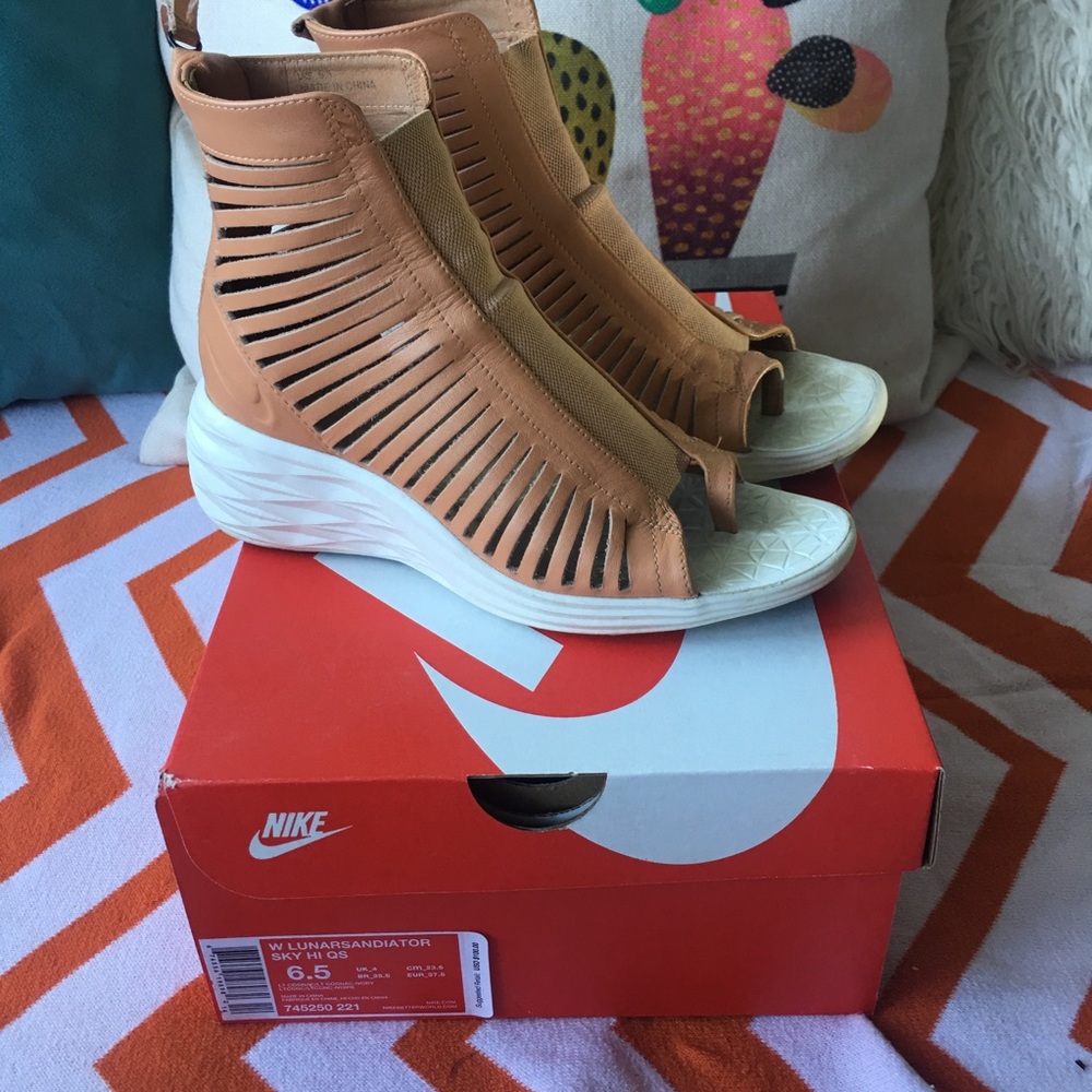 Nike Lunarsandiators