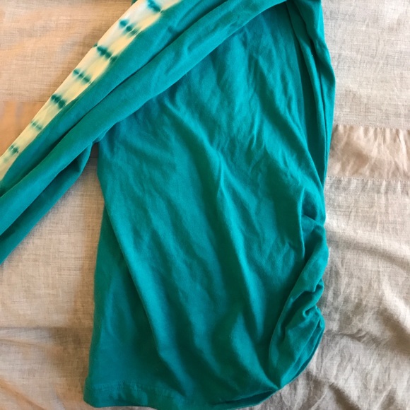 Balance Collection by Marika Ikat Pullover - Picture 5 of 5