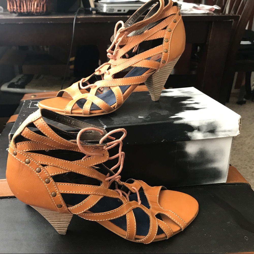 Luichinny Gladiator Heels