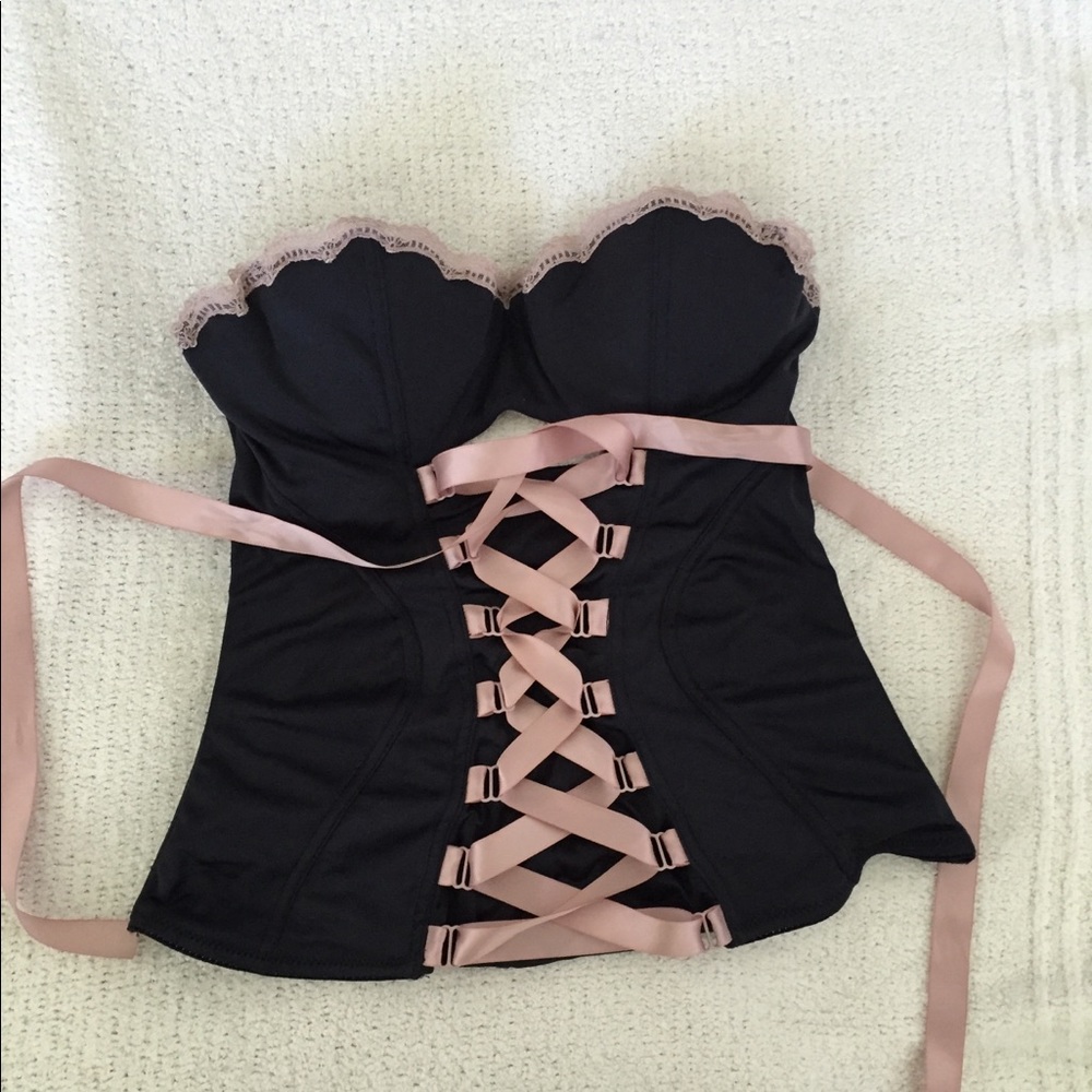 Beautiful Bustier black and pink!!