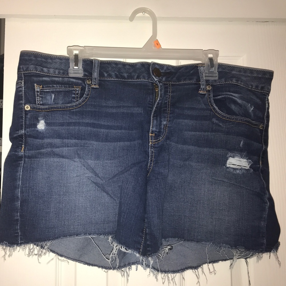 American eagle shorts size 18
