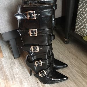 Sexy black stiletto boots!