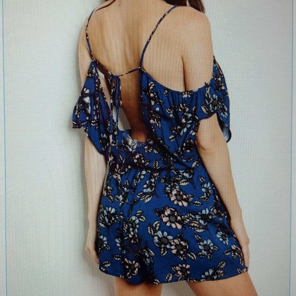 NAVY COLD SHOULDER ROMPER