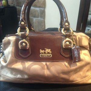 Beautiful Coach satchel bag