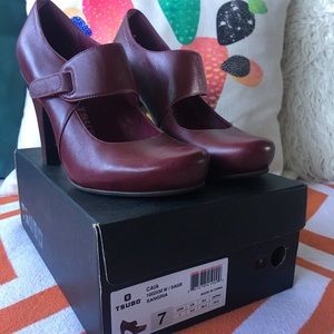 Dark Red maryjane heels