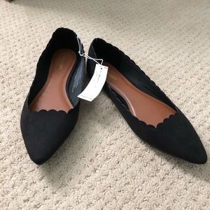 Old Navy Black Scalloped Flats