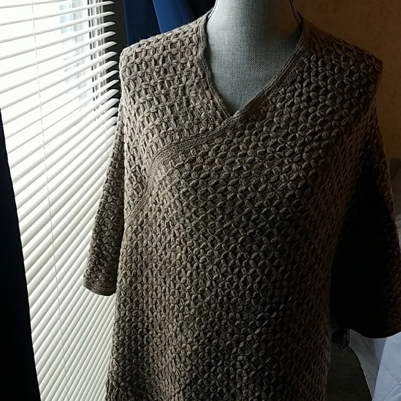 Last one! 💖New fringe poncho - Picture 3 of 8