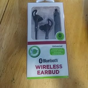 Bluetooth earbuds