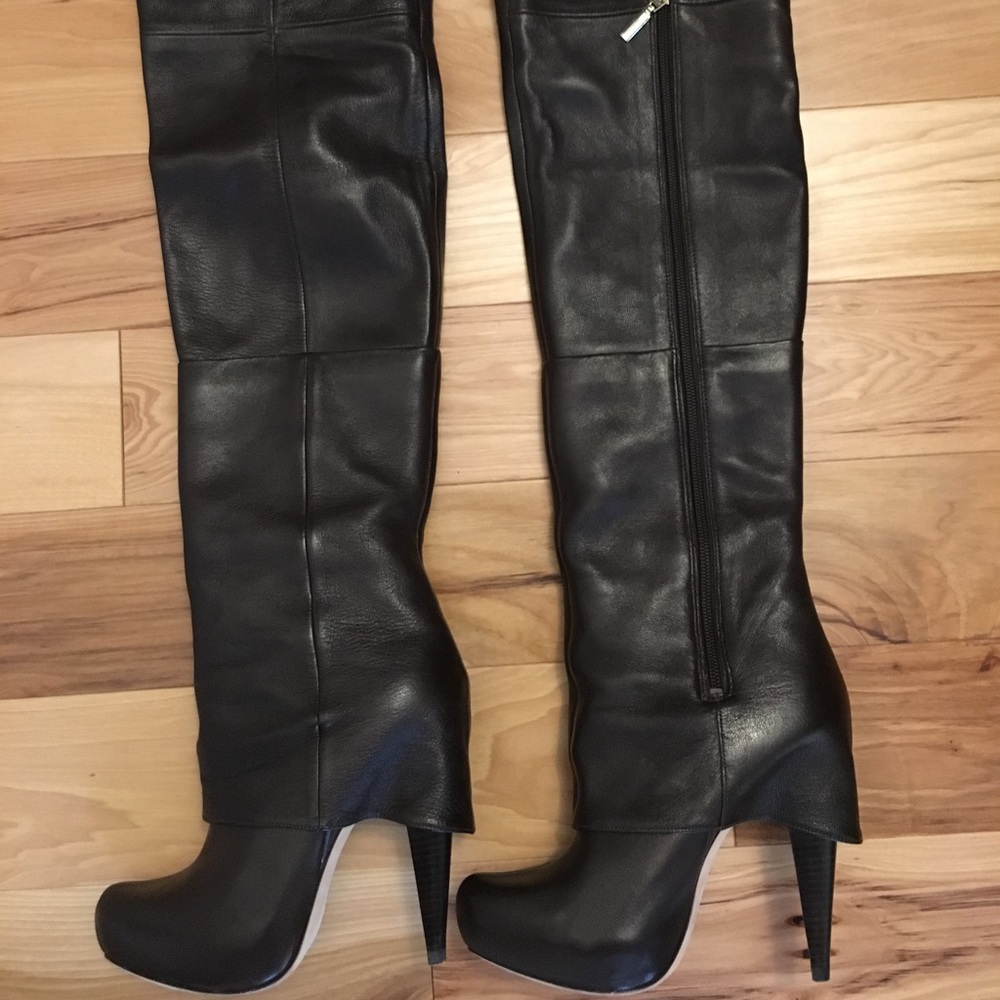 Report Signature Over The Knee Boots