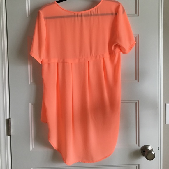 Lush High Low Chiffon Blouse - Picture 2 of 2