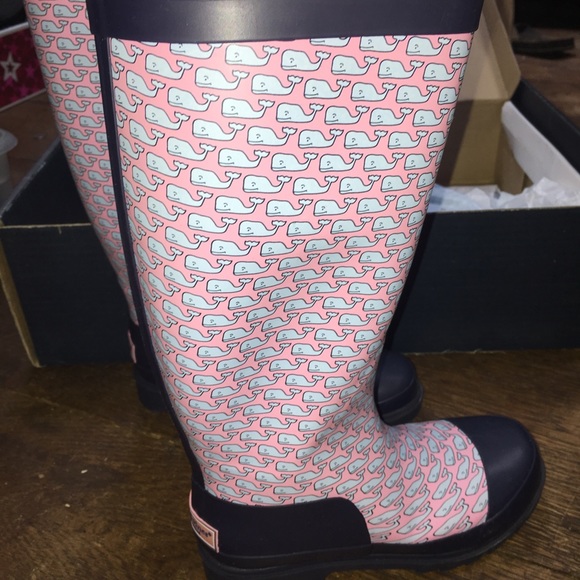 Vineyard vine rain boots - Picture 3 of 5