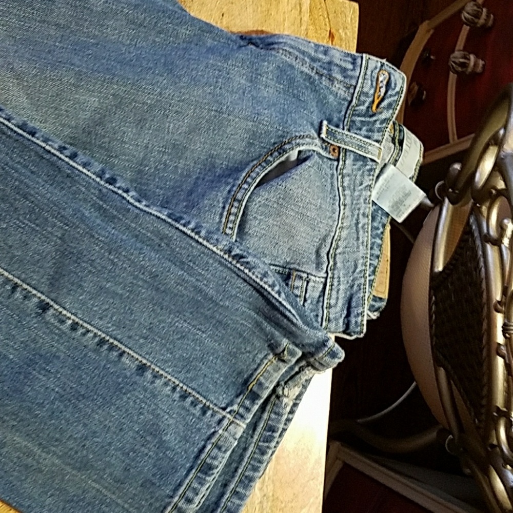 Levis - Picture 3 of 4