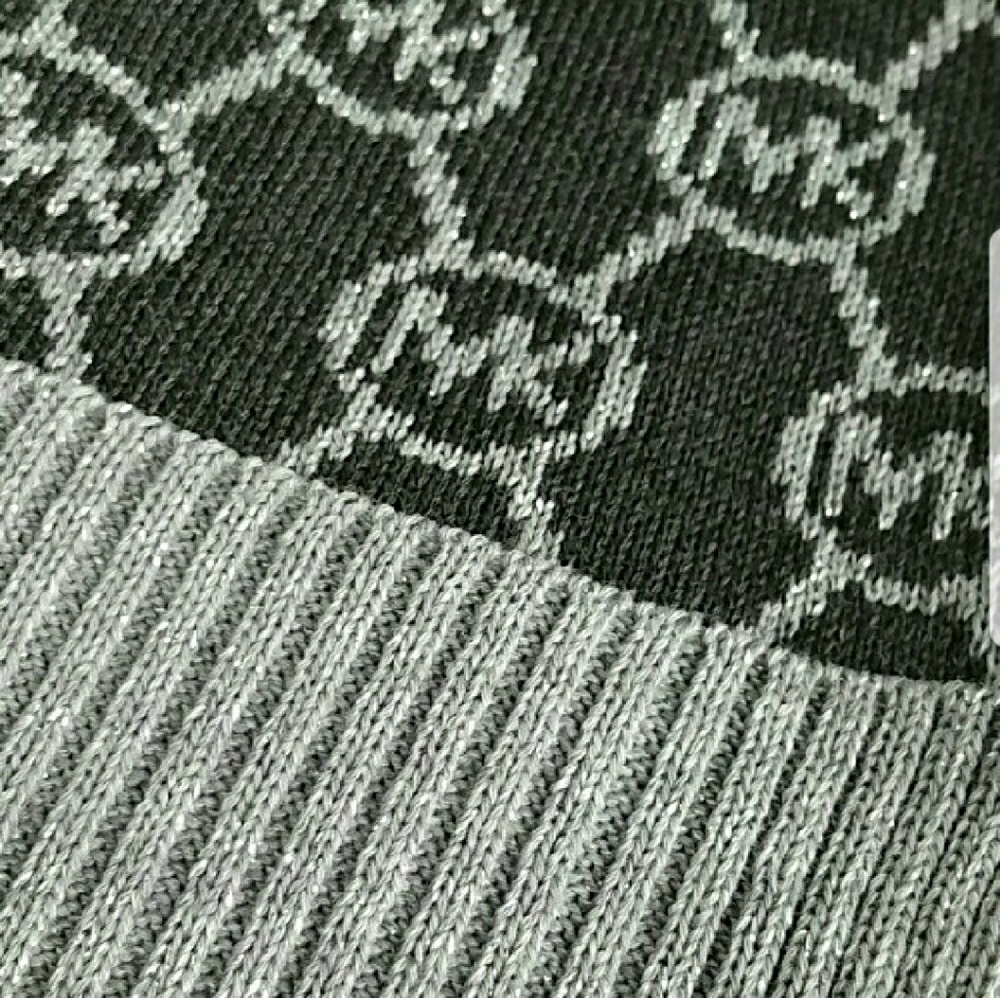 🎄🎁MICHAEL KORS METALLIC BEANIE /HAT GRY/SILVER - Picture 4 of 4