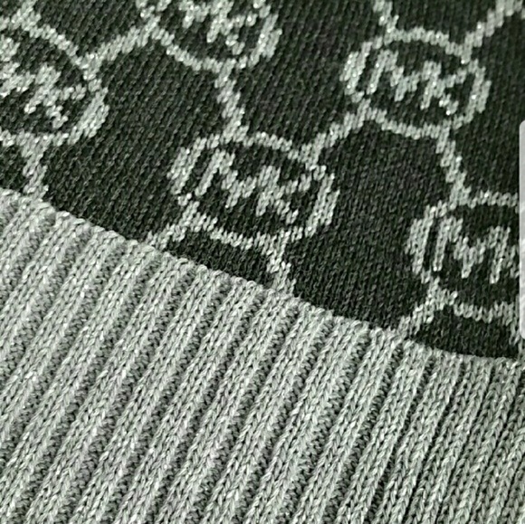 🎄🎁MICHAEL KORS METALLIC BEANIE /HAT GRY/SILVER - Picture 4 of 4