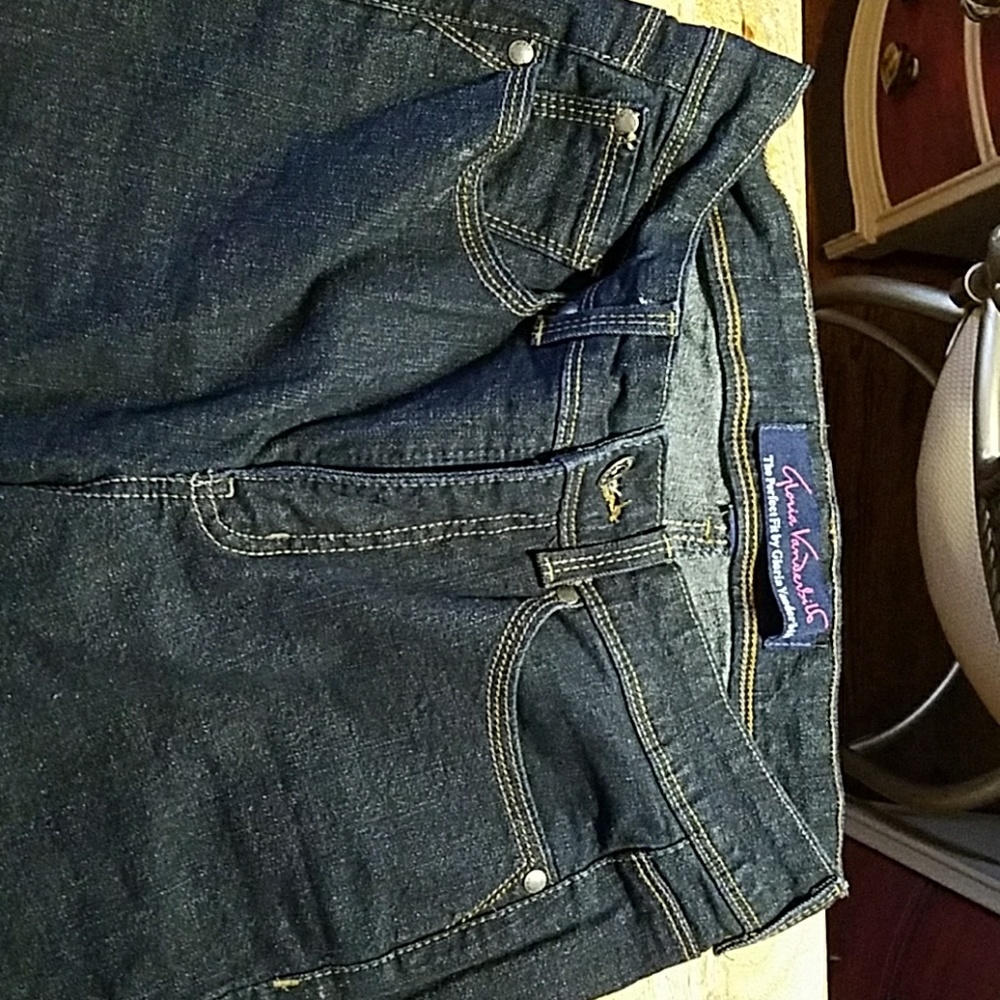 Gloria Vanderbilt jeans