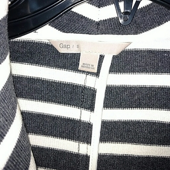 Gap half zip Sweatshirt - Picture 2 of 4