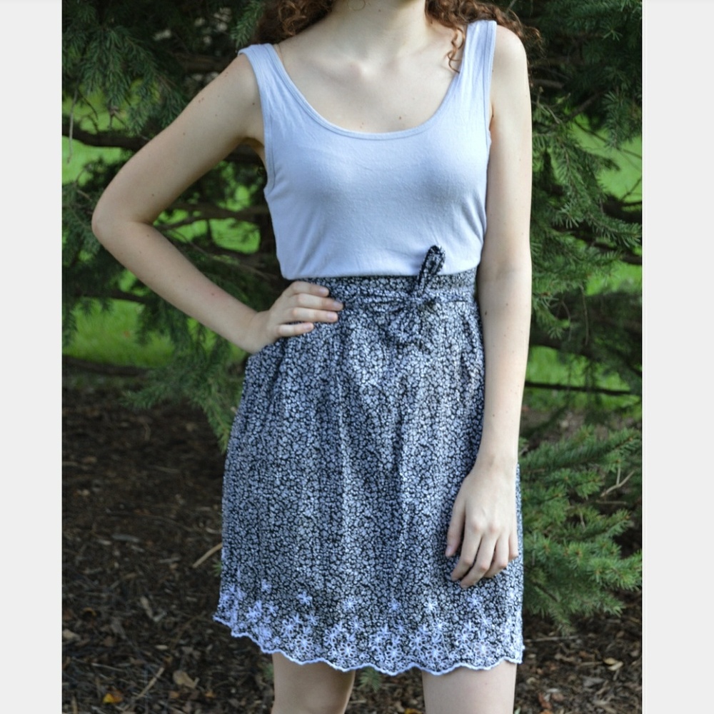 Cute Patterned Gray Dress