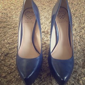 Vince Camuto Navy heels